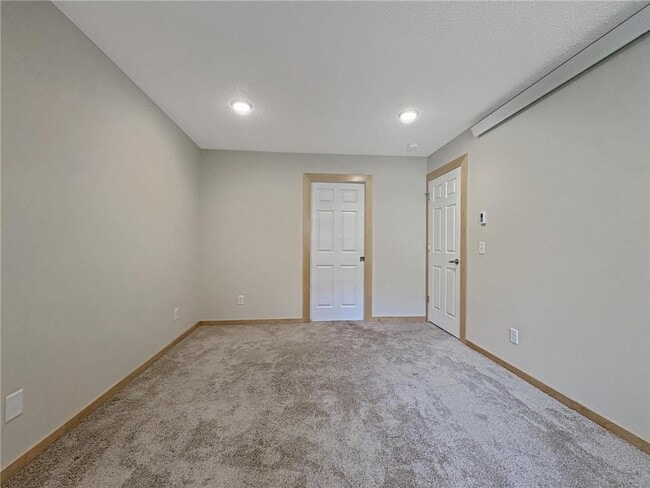 Building Photo - 310 Ford Rd