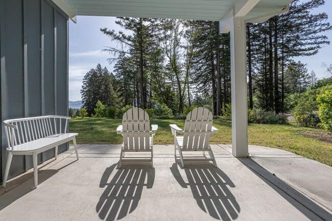 Building Photo - Fully Furnished Mount Veeder Sanctuary Home