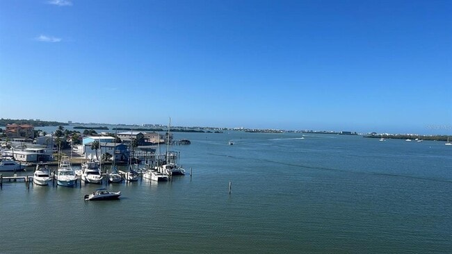 Building Photo - 8800 Bay Pines Blvd