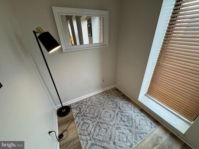 Building Photo - 746 E Passyunk Ave