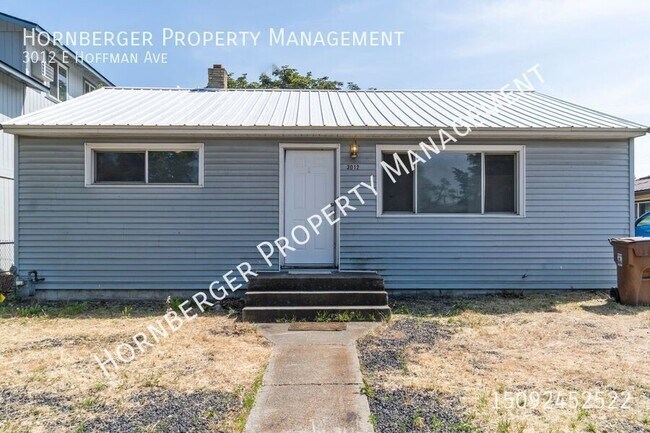 Primary Photo - 3012 E Hoffman Ave