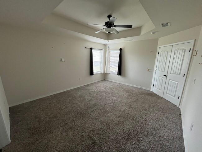 Building Photo - 4395 Thistle Pine Ct