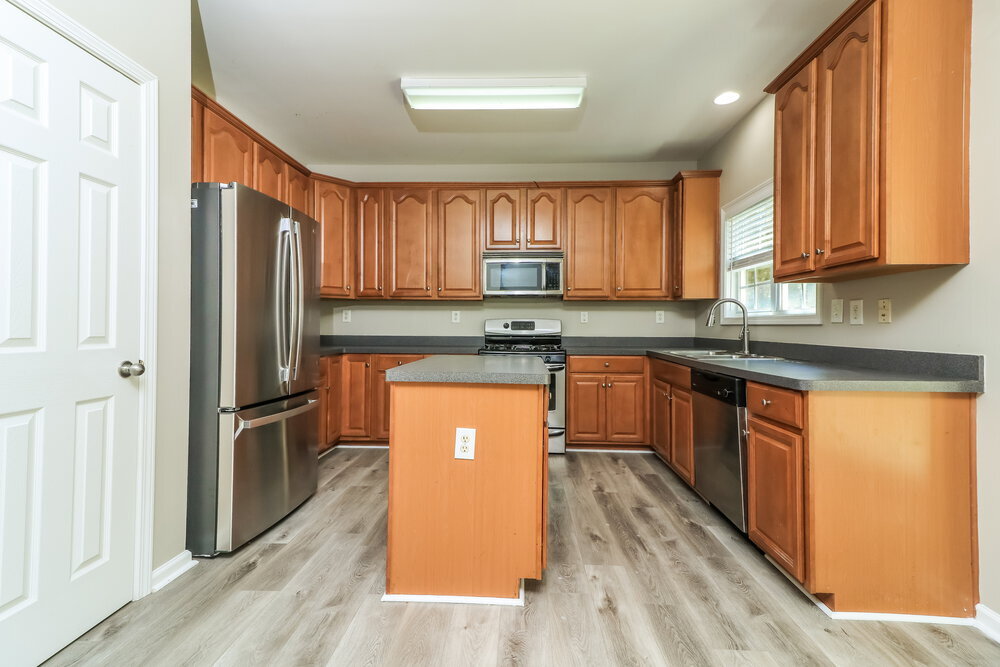 Building Photo - 337 Vinings Vintage Cir SE