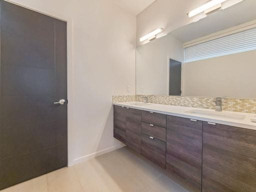 Building Photo - AVAILABLE NOW! Gorgeous 3 Bedroom Near Alki Beach with Private Rooftop Deck