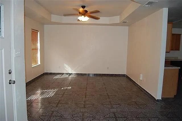 Building Photo - 1202 Spell Ave