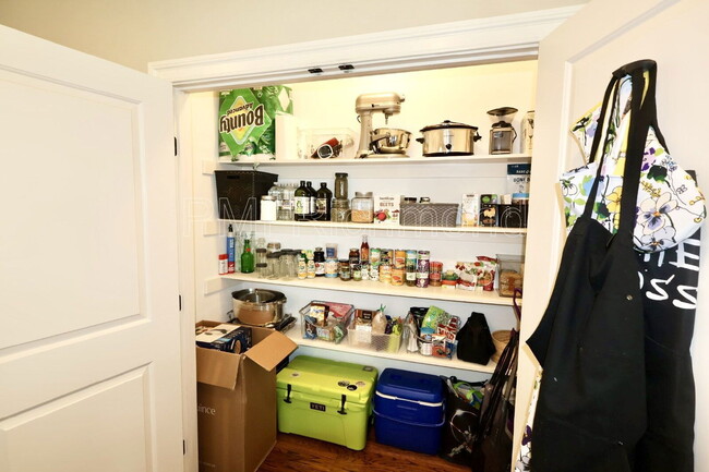 Building Photo - 612 N 30th St