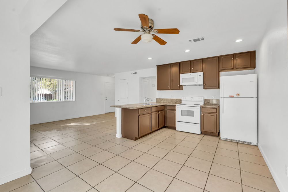 Building Photo - 812 Carro Dr