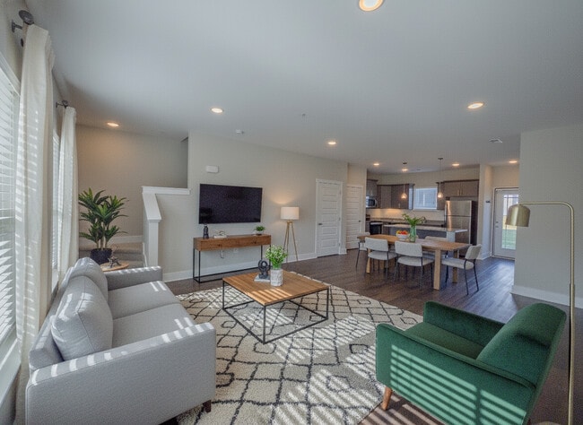 Building Photo - 7025 Magnolia Crossings