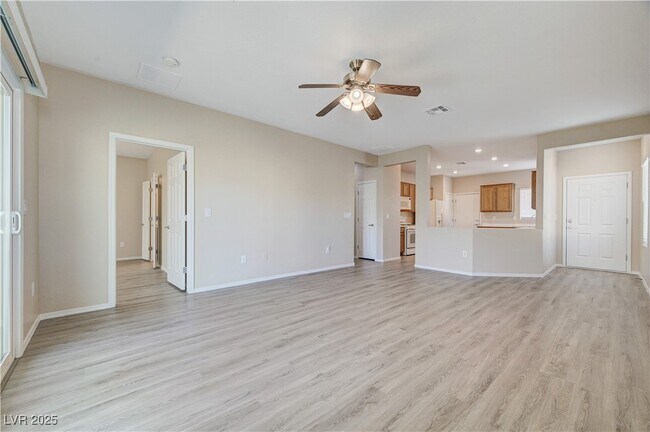 Building Photo - 3509 Herring Gull Ln