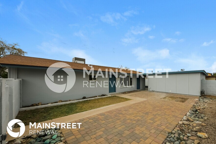 Building Photo - 3108 W McLellan Blvd