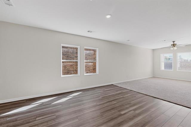 Building Photo - 225 Savannah Wy