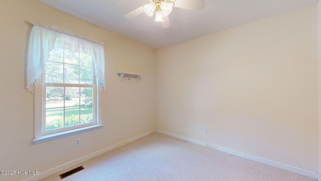 Building Photo - 2039 Royal Pines Dr