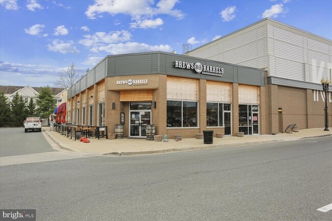 Building Photo - 820 Quince Orchard Blvd