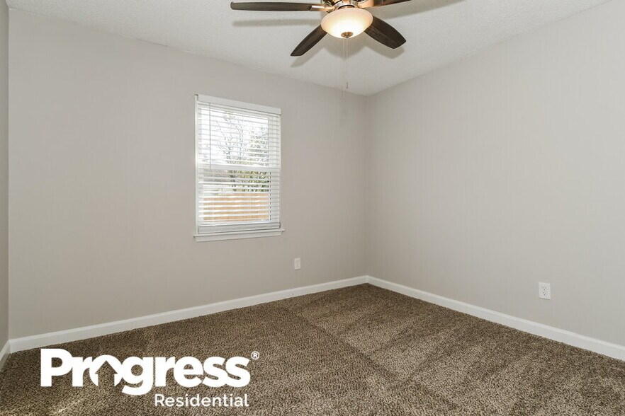 Building Photo - 10843 Rutherford Ct