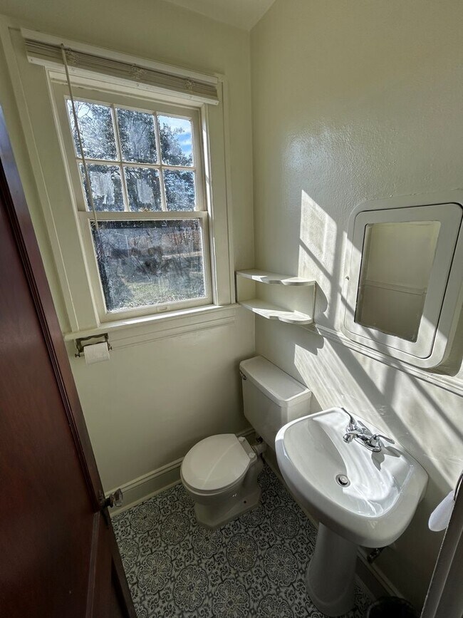 Building Photo - 2 Blocks from Grandin Village - Immaculate...