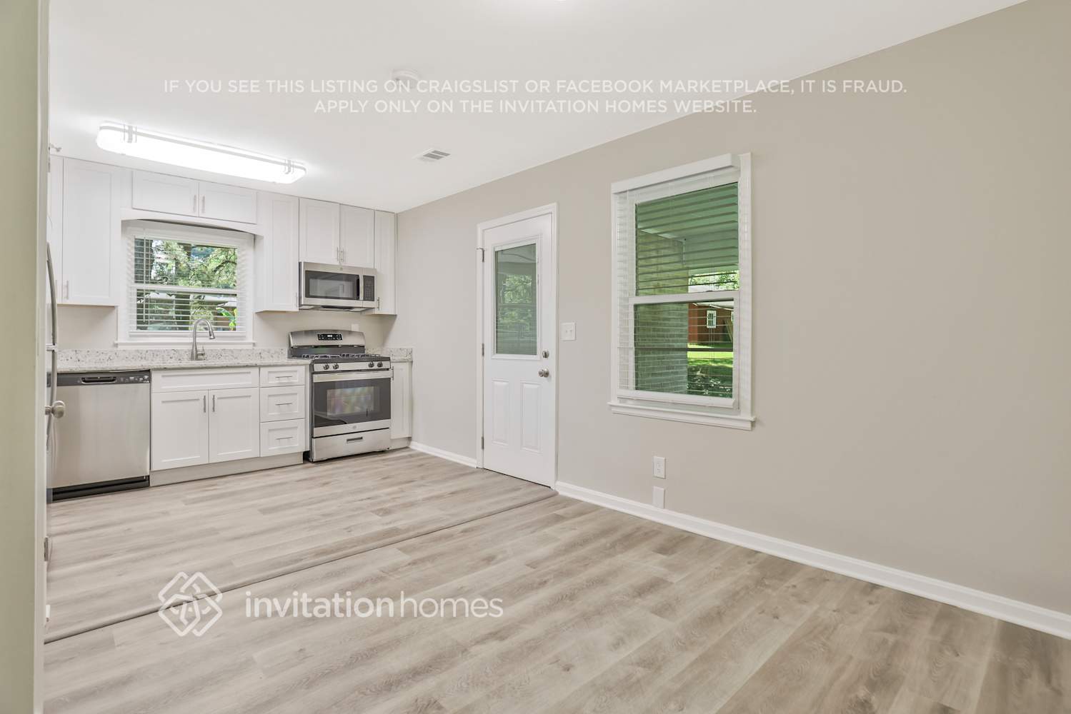 Building Photo - 2527 Sandtown Rd SW
