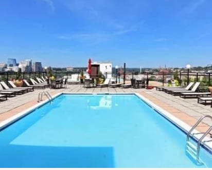 Rooftop Pool - 950 25th St NW