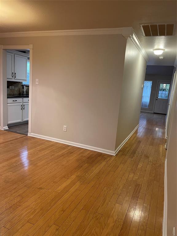 Building Photo - 8838 Fondren Village Dr