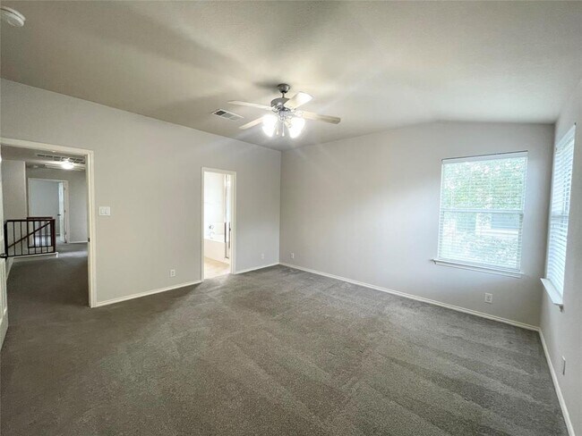 Building Photo - 13608 Pine Warbler Dr