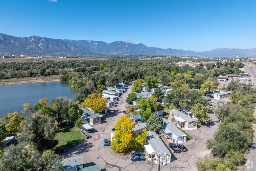 Primary Photo - Welcome to Lazy Days Mobile Home Village!