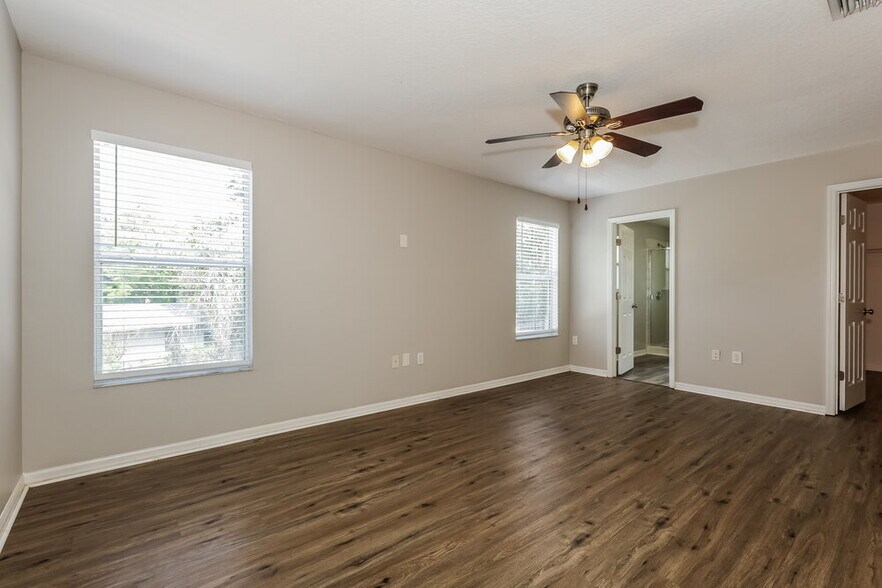 Building Photo - 11821 Mango Cross Ct