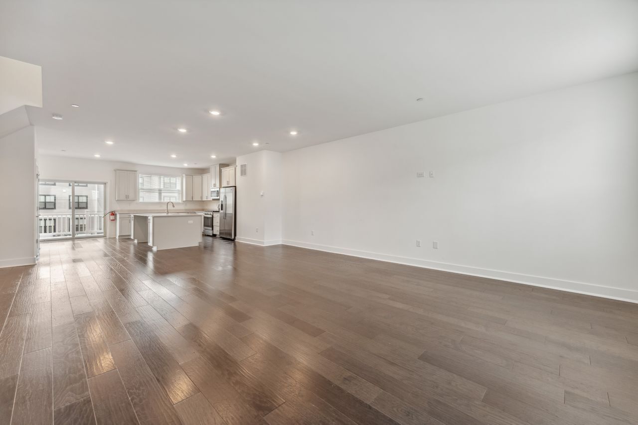 Building Photo - 46 Mariveles Way