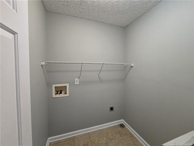 Building Photo - 1019 Canter Ln