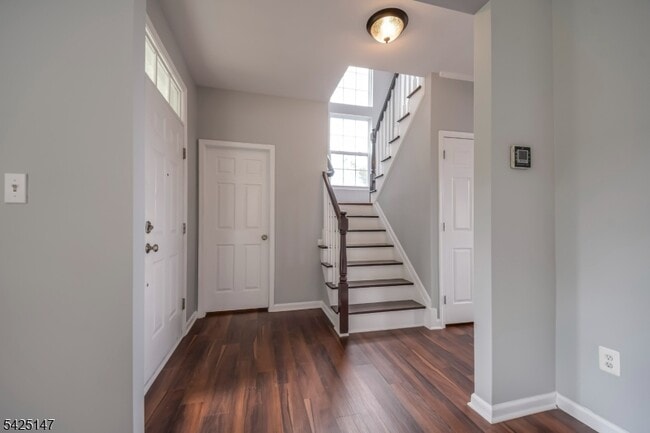 Building Photo - 227 Winding Hill Dr