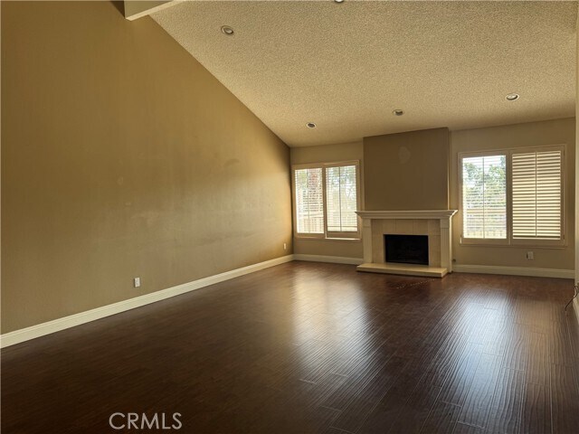 Building Photo - 2310 Applewood Cir