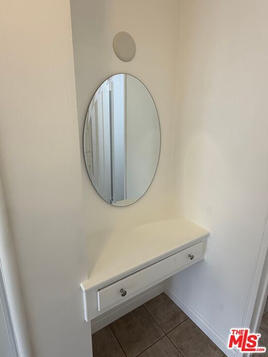 Building Photo - 4800 August St