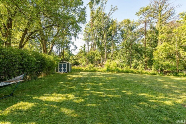 Building Photo - 1708 E Windsor Dr