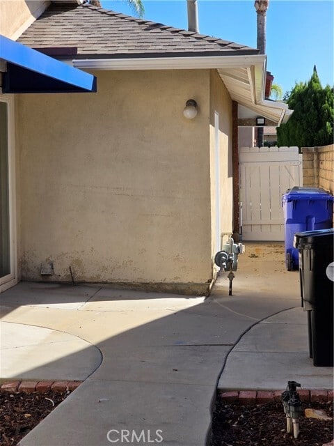 Building Photo - 23401 Vía Elisandra