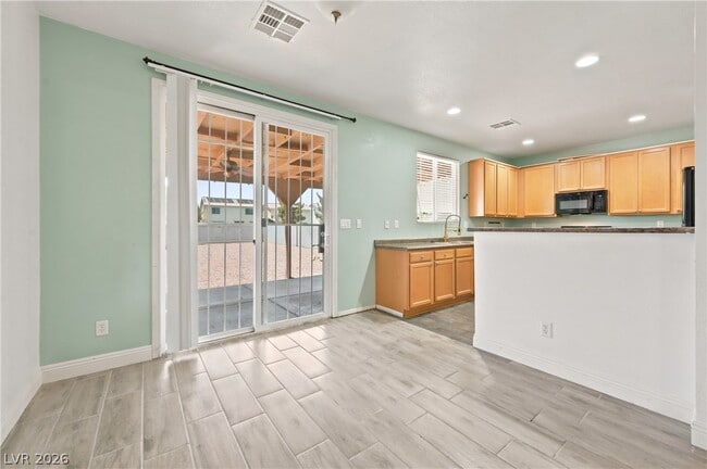 Building Photo - 9293 Palmetto Park Ct