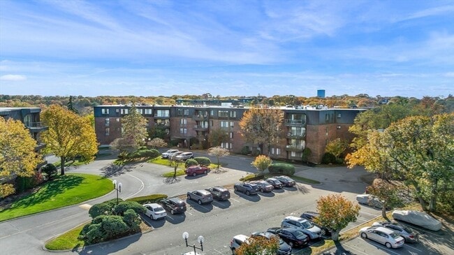 Building Photo - 1004 Paradise Rd