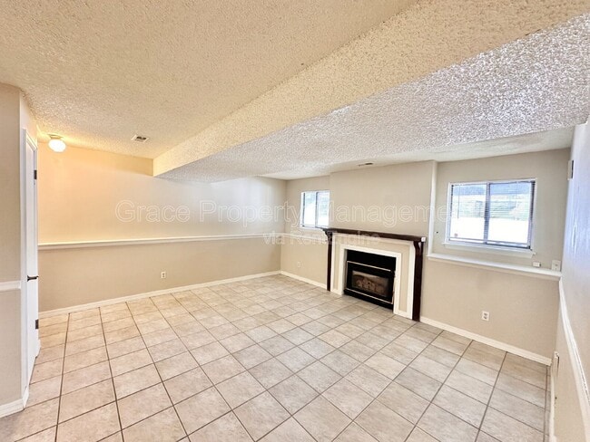 Building Photo - 12205 Bellaire St