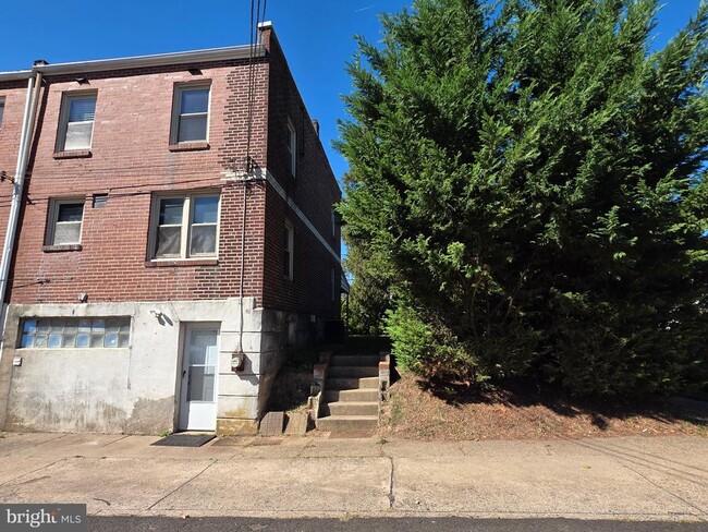 Building Photo - 480 Jacksonville Rd