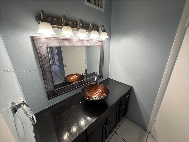 Building Photo - 19761 SW 114th Ave