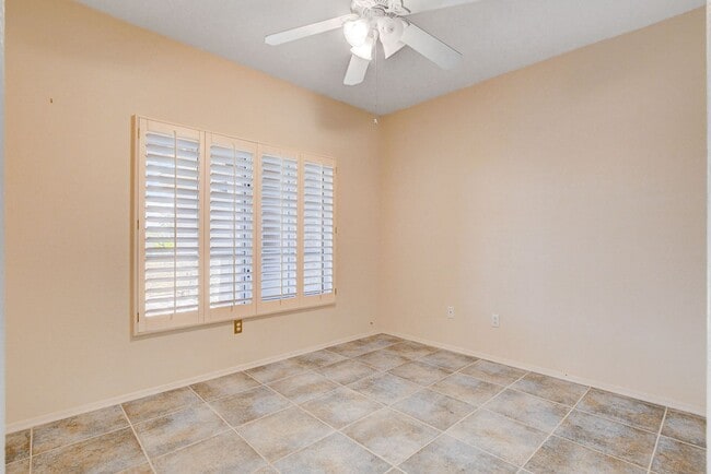 Building Photo - 55+ Age Restricted in Henderson - Zero Carpet