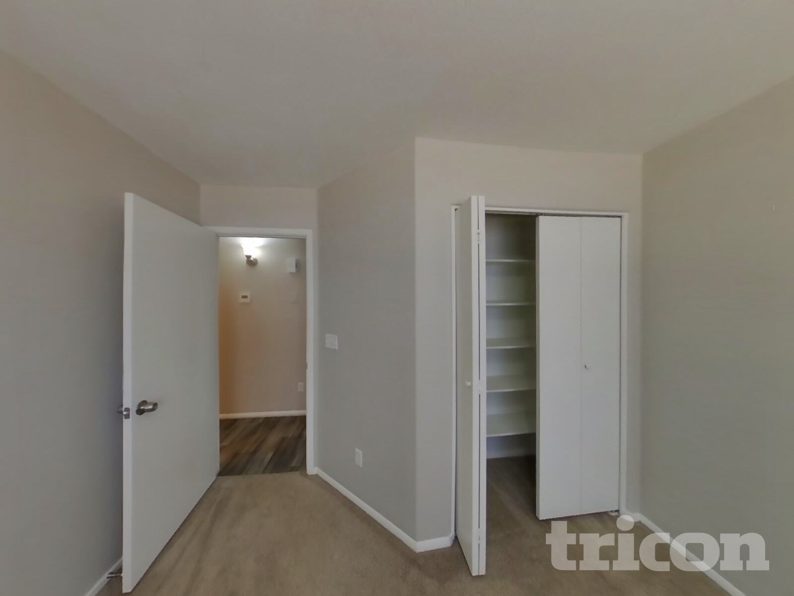 Building Photo - 4432 N 86th Dr