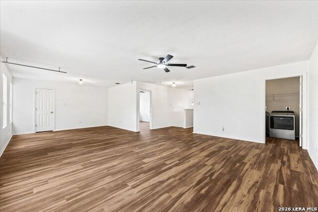 Building Photo - 6718 Loma Blanca