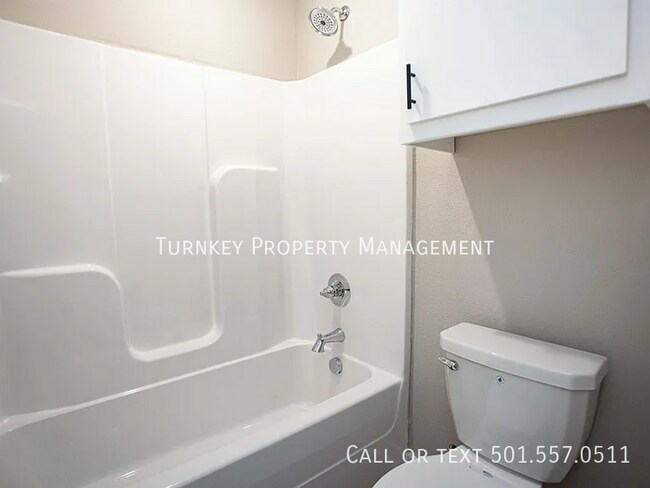 Building Photo - 54 Pheasant Run Dr
