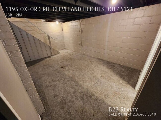 Building Photo - 1195 Oxford Rd