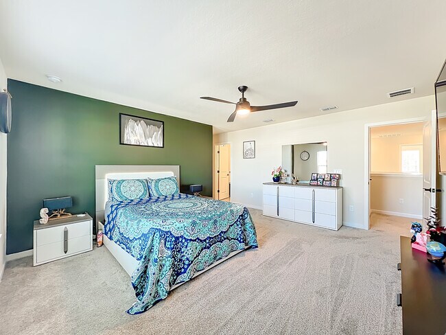 Building Photo - 1021 Savannah Palms Blvd