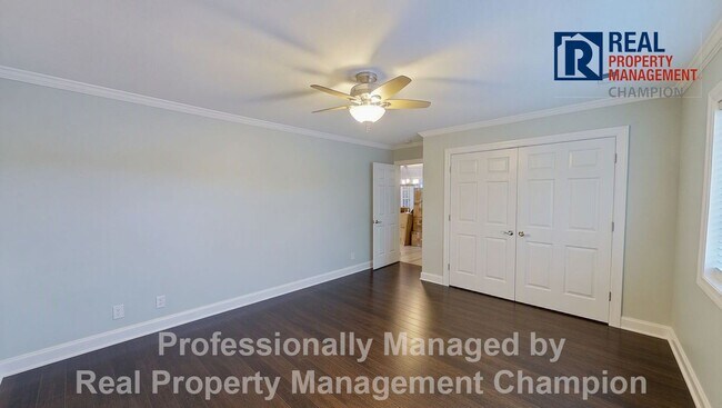 Building Photo - 3 BD/2.5 BA Home in MacCumber Terrace Neighborhood Minutes from Wrightsville Beach