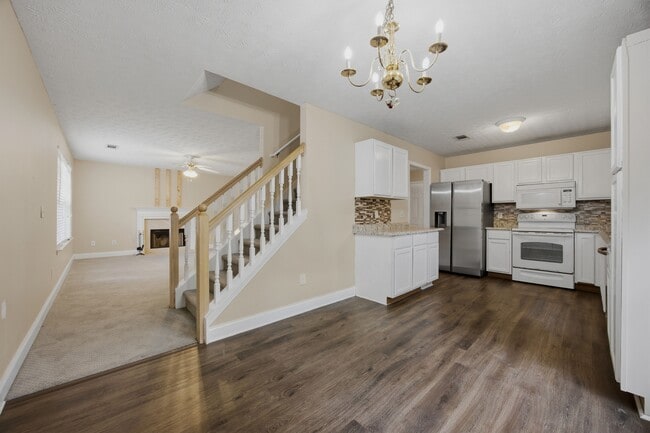 Building Photo - 5054 Lancashire Ct