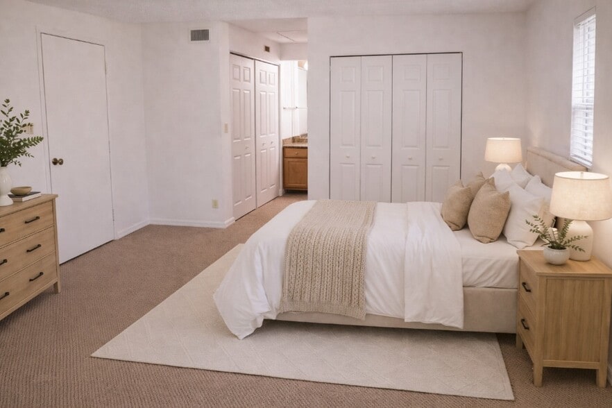 Building Photo - 721 Lyons Rd