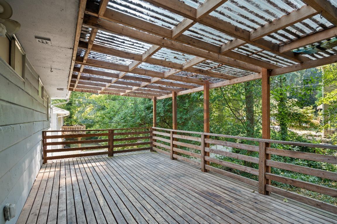 Building Photo - Unit Main House