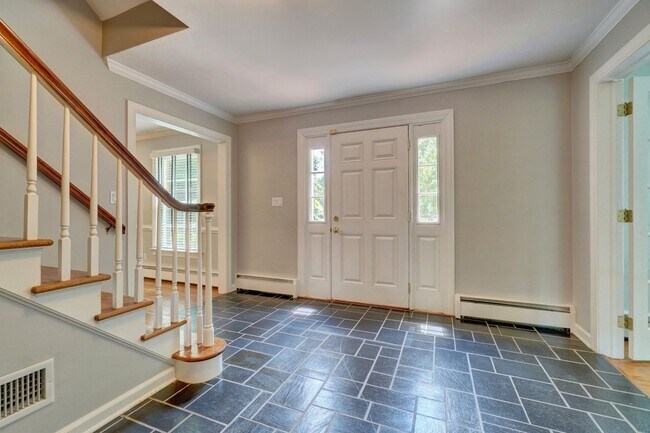 Building Photo - Reduced & Ready NOW! WATERFRONT Home in Wi...