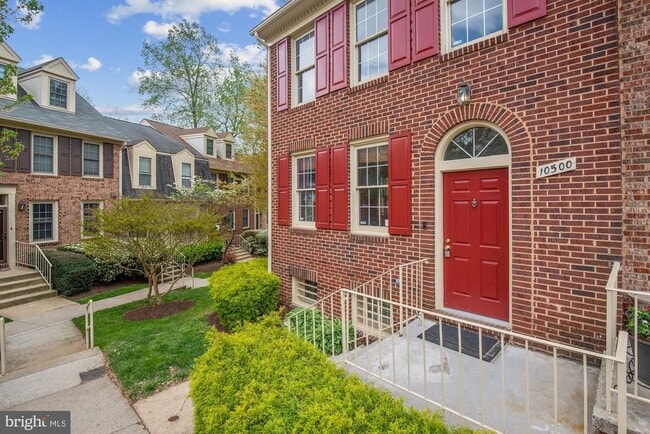Building Photo - 10500 Grove Ridge Pl