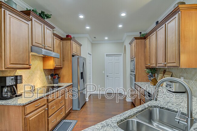 Building Photo - 4077 Cosway Ct